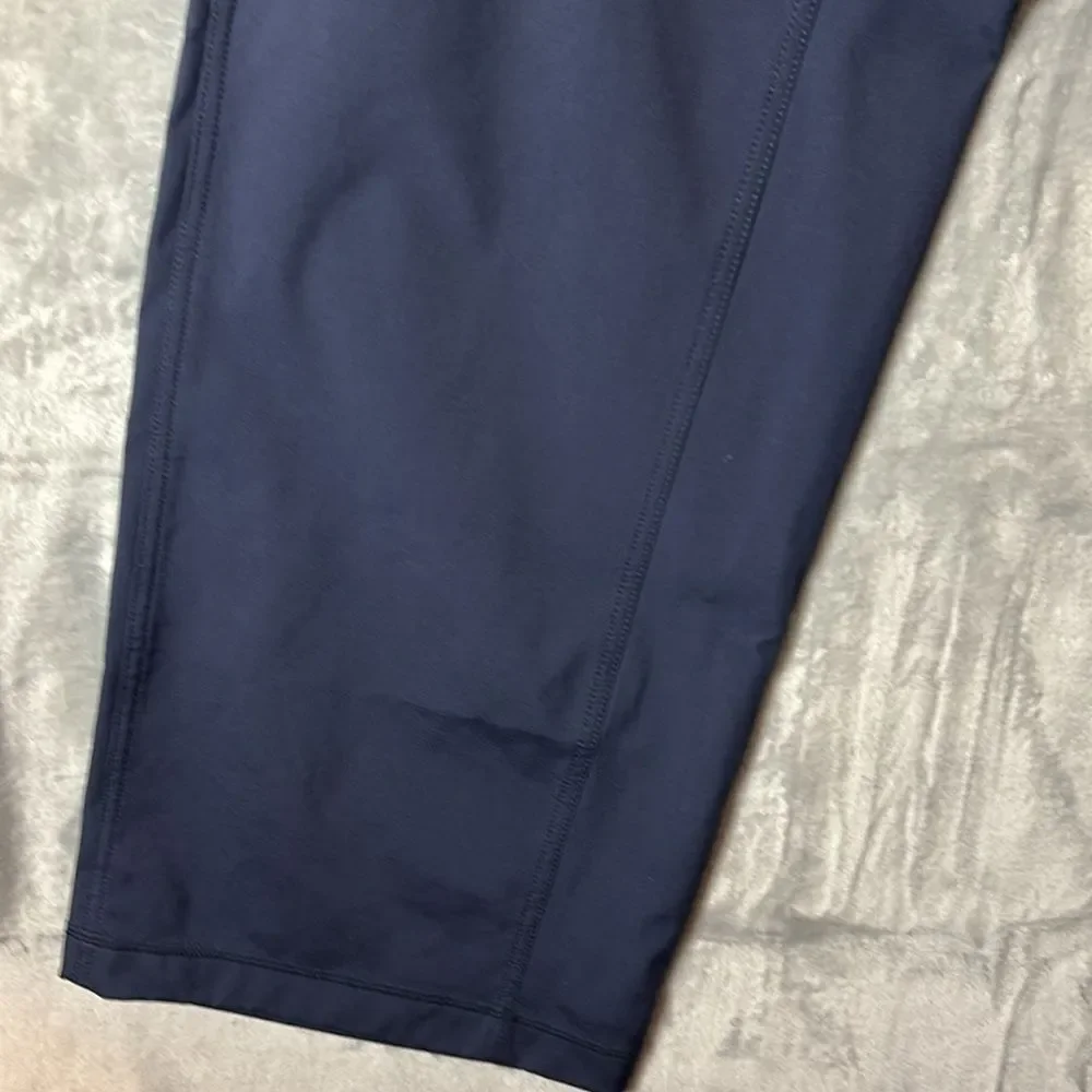 Lululemon Navy Wide Leg Comfortable Pants Zippered Vent Track Pants Size Large